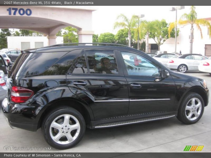 Black / Macadamia 2007 Mercedes-Benz ML 350 4Matic
