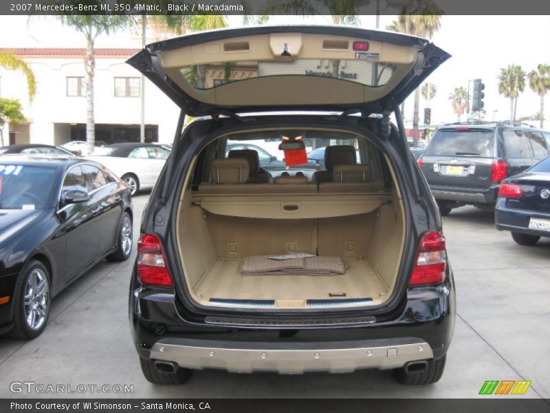 Black / Macadamia 2007 Mercedes-Benz ML 350 4Matic