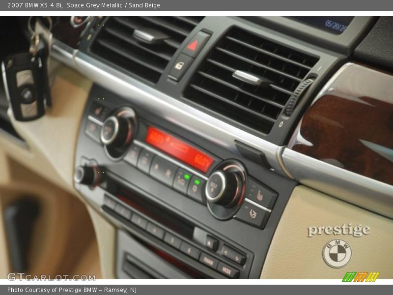 Space Grey Metallic / Sand Beige 2007 BMW X5 4.8i