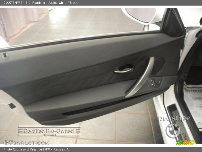 Alpine White / Black 2007 BMW Z4 3.0i Roadster