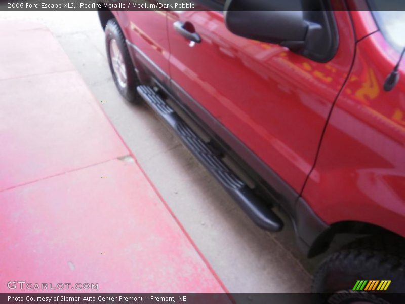 Redfire Metallic / Medium/Dark Pebble 2006 Ford Escape XLS