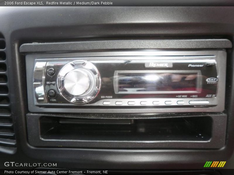 Redfire Metallic / Medium/Dark Pebble 2006 Ford Escape XLS