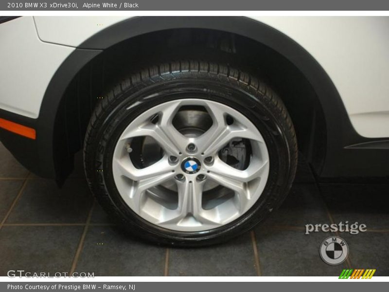 Alpine White / Black 2010 BMW X3 xDrive30i