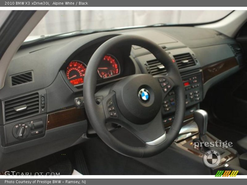 Alpine White / Black 2010 BMW X3 xDrive30i