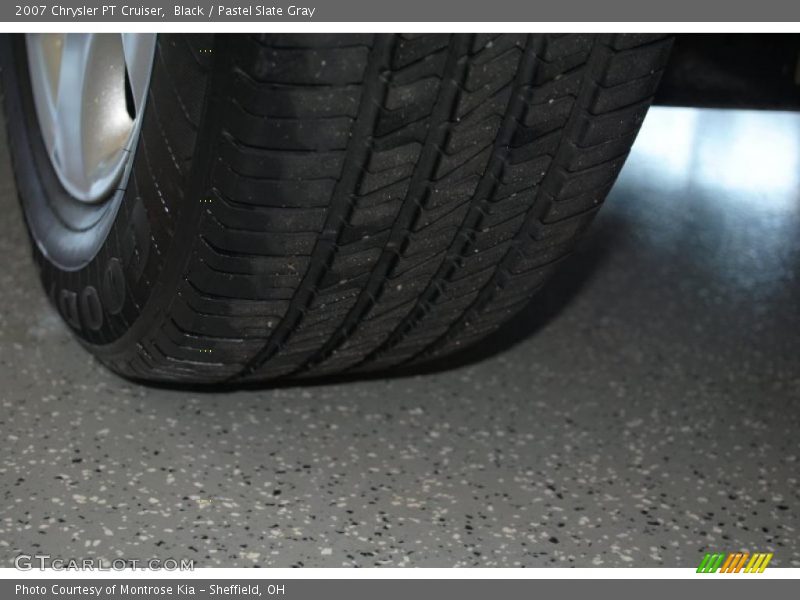 Black / Pastel Slate Gray 2007 Chrysler PT Cruiser