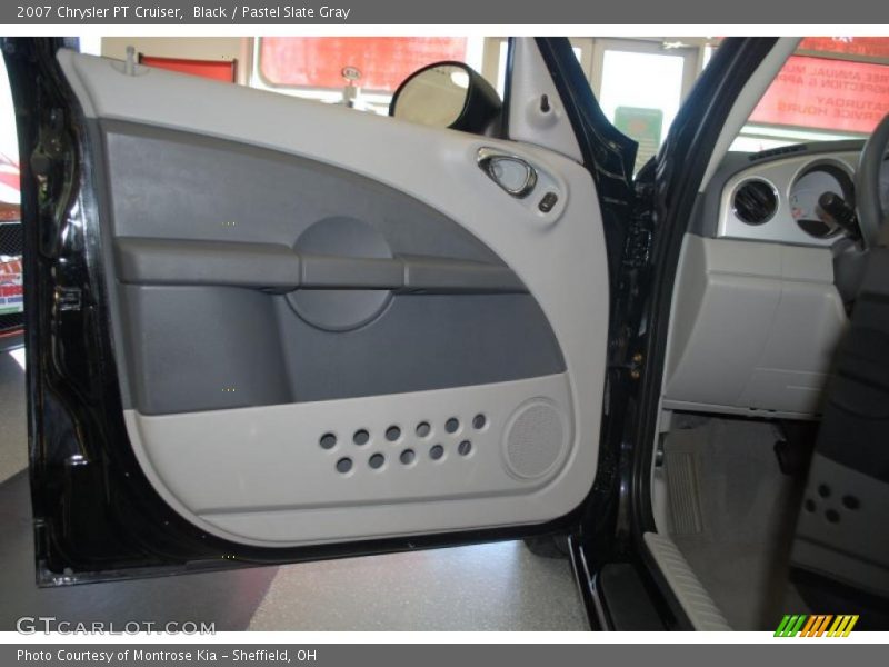 Black / Pastel Slate Gray 2007 Chrysler PT Cruiser