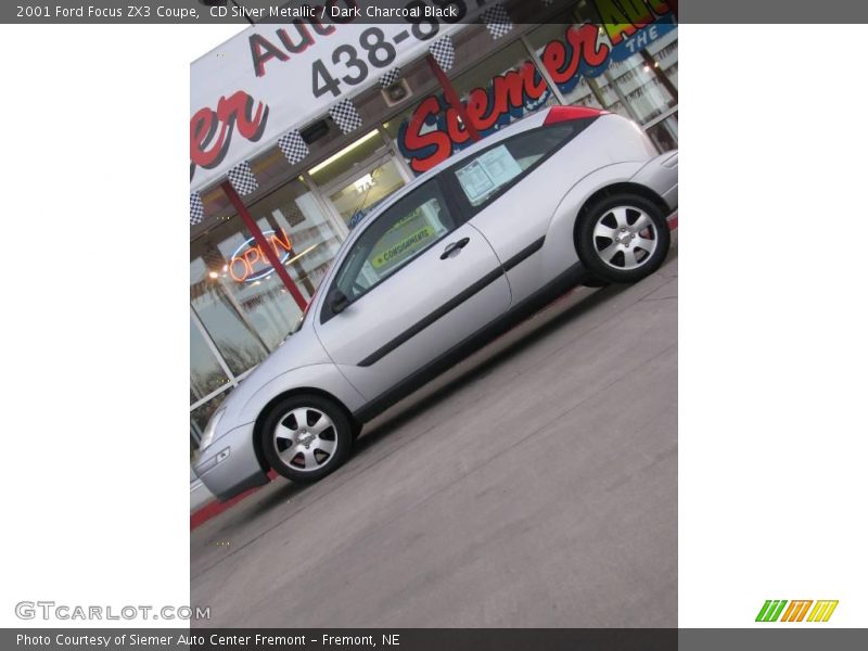 CD Silver Metallic / Dark Charcoal Black 2001 Ford Focus ZX3 Coupe