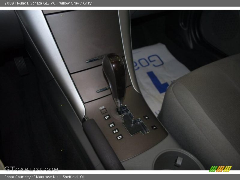 Willow Gray / Gray 2009 Hyundai Sonata GLS V6