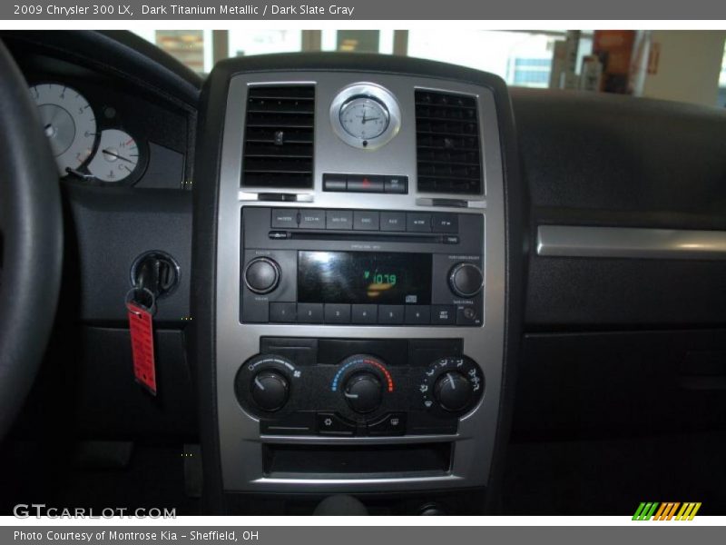 Dark Titanium Metallic / Dark Slate Gray 2009 Chrysler 300 LX