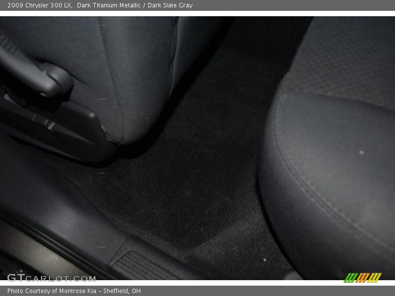 Dark Titanium Metallic / Dark Slate Gray 2009 Chrysler 300 LX