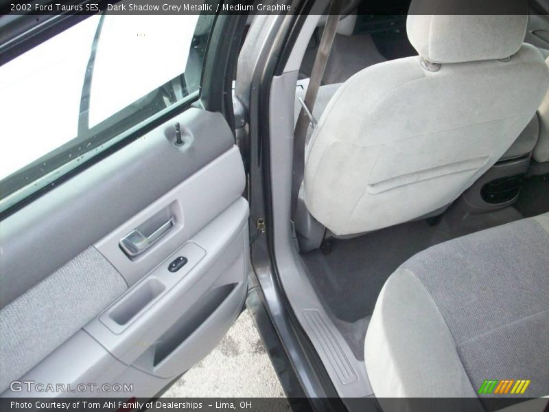 Dark Shadow Grey Metallic / Medium Graphite 2002 Ford Taurus SES