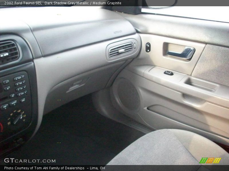 Dark Shadow Grey Metallic / Medium Graphite 2002 Ford Taurus SES