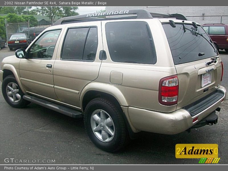 Sahara Beige Metallic / Beige 2002 Nissan Pathfinder SE 4x4