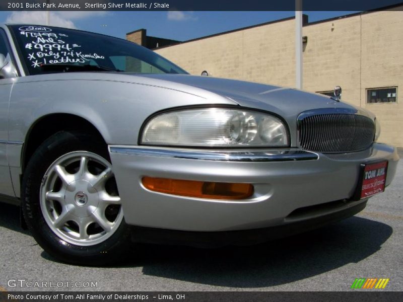 Sterling Silver Metallic / Shale 2001 Buick Park Avenue