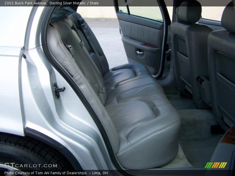 Sterling Silver Metallic / Shale 2001 Buick Park Avenue