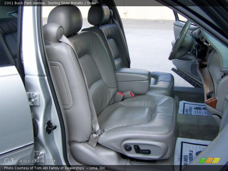 Sterling Silver Metallic / Shale 2001 Buick Park Avenue