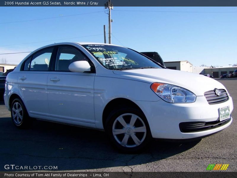 Nordic White / Gray 2006 Hyundai Accent GLS Sedan