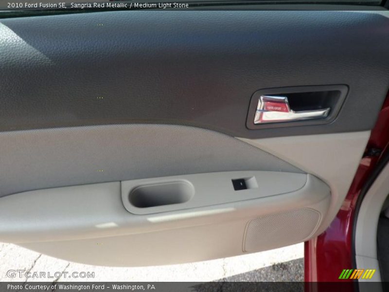 Sangria Red Metallic / Medium Light Stone 2010 Ford Fusion SE