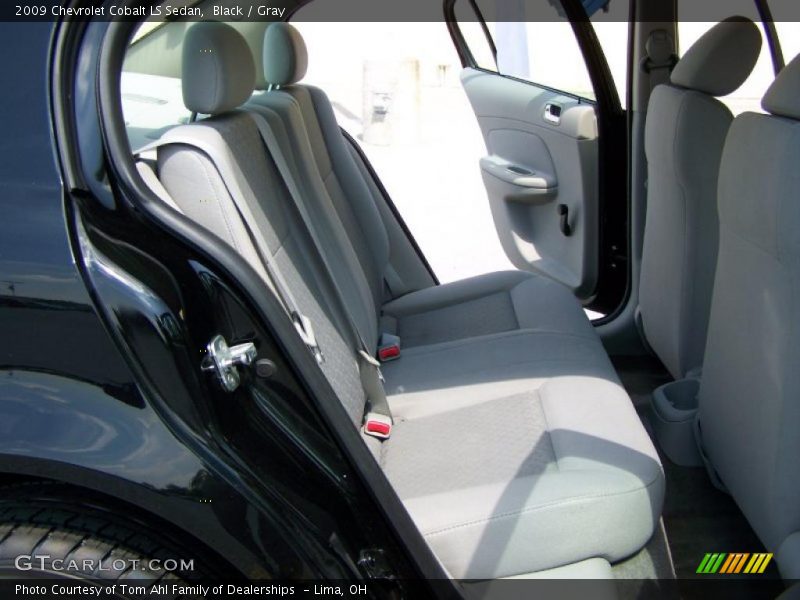 Black / Gray 2009 Chevrolet Cobalt LS Sedan