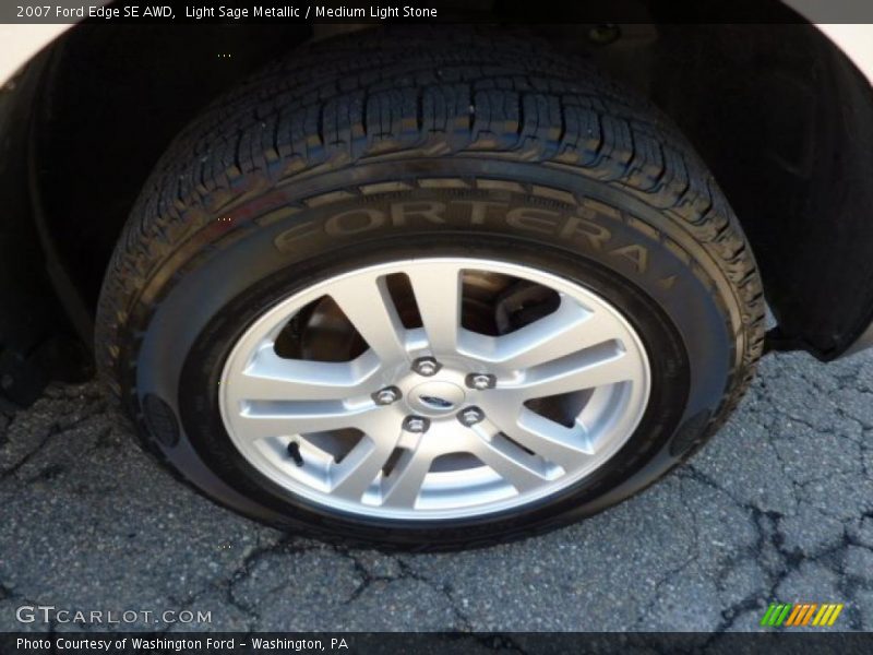 Light Sage Metallic / Medium Light Stone 2007 Ford Edge SE AWD