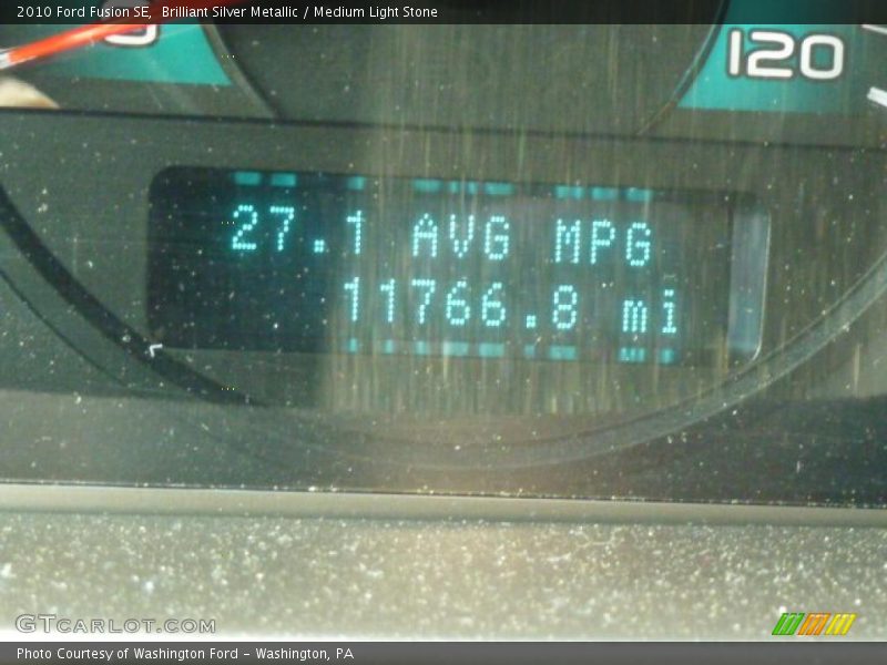 Brilliant Silver Metallic / Medium Light Stone 2010 Ford Fusion SE