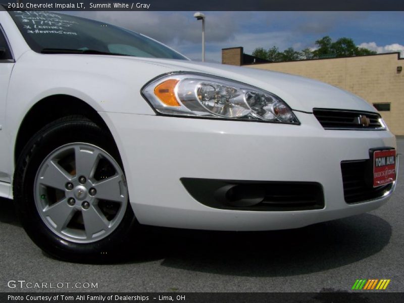 Summit White / Gray 2010 Chevrolet Impala LT
