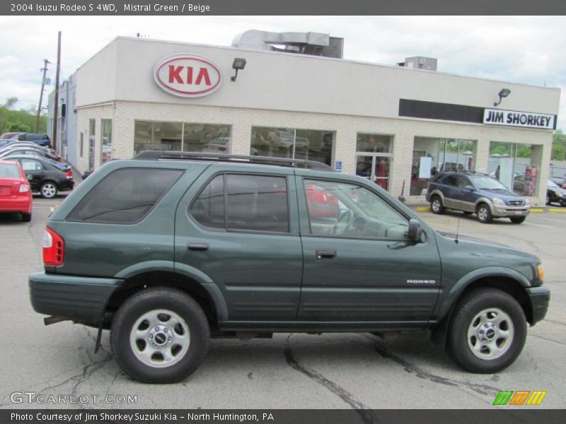 Mistral Green / Beige 2004 Isuzu Rodeo S 4WD
