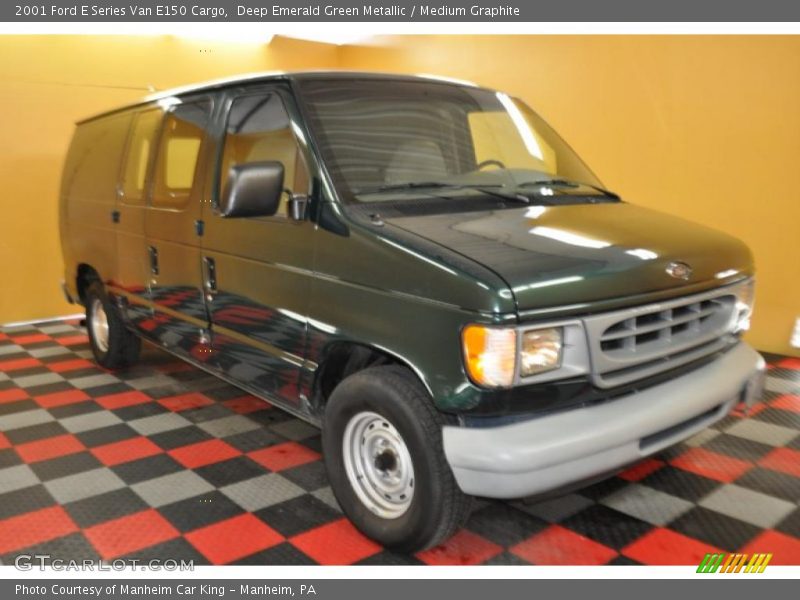 Deep Emerald Green Metallic / Medium Graphite 2001 Ford E Series Van E150 Cargo
