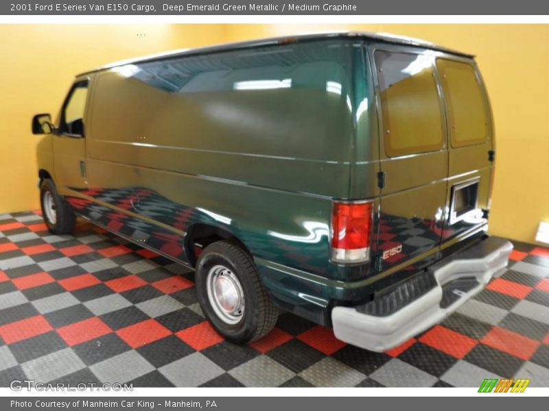 Deep Emerald Green Metallic / Medium Graphite 2001 Ford E Series Van E150 Cargo