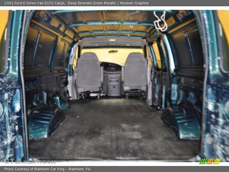 Deep Emerald Green Metallic / Medium Graphite 2001 Ford E Series Van E150 Cargo