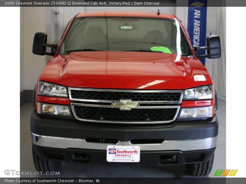 Victory Red / Dark Charcoal 2006 Chevrolet Silverado 2500HD LS Extended Cab 4x4