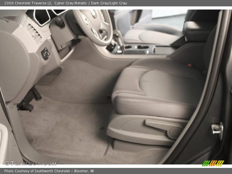 Cyber Gray Metallic / Dark Gray/Light Gray 2009 Chevrolet Traverse LS
