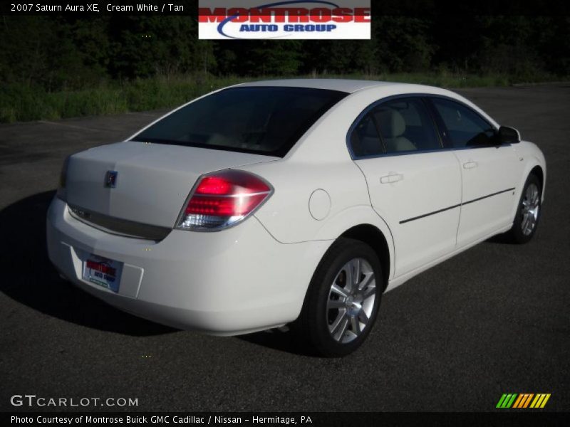 Cream White / Tan 2007 Saturn Aura XE