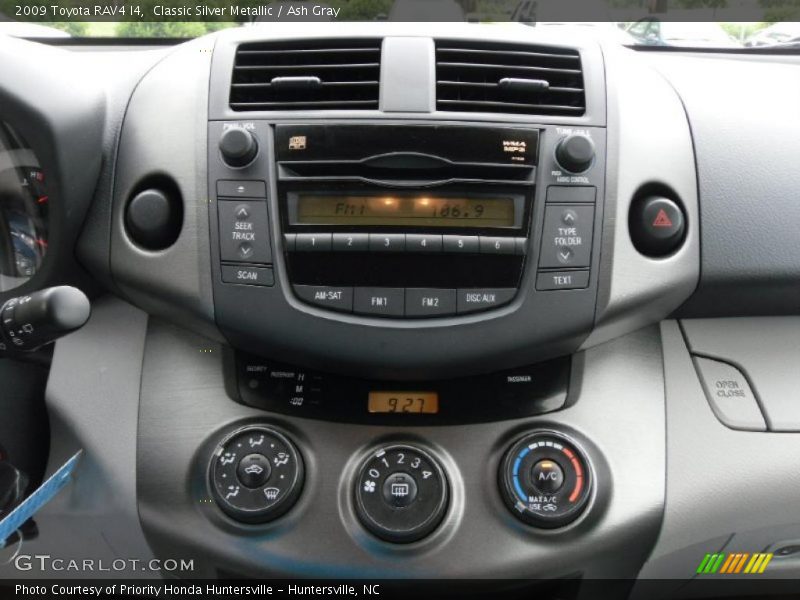Classic Silver Metallic / Ash Gray 2009 Toyota RAV4 I4