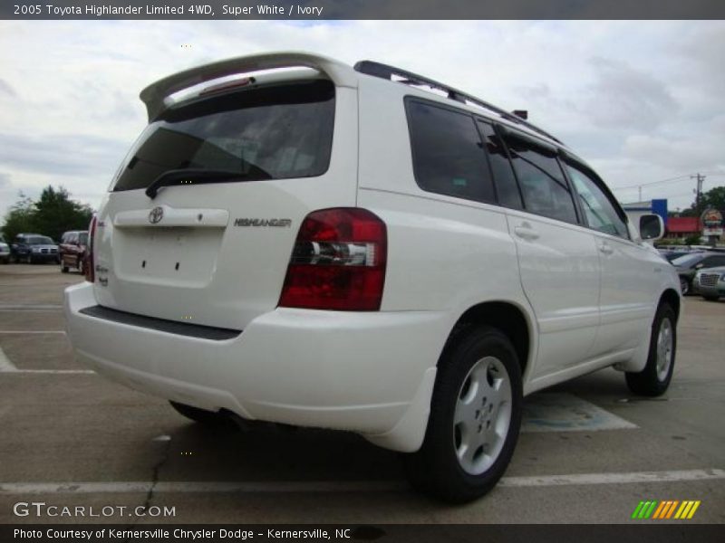 Super White / Ivory 2005 Toyota Highlander Limited 4WD