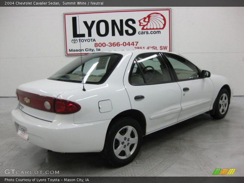Summit White / Neutral 2004 Chevrolet Cavalier Sedan