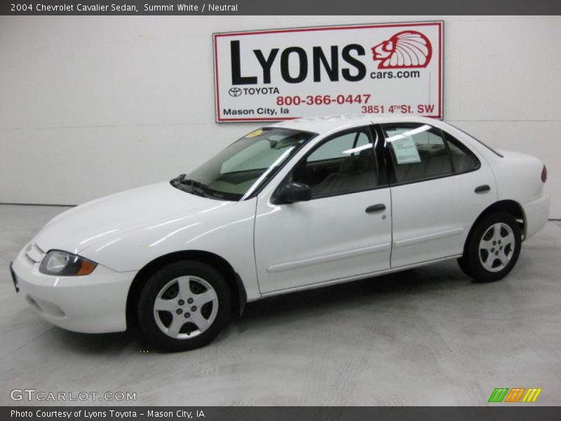 Summit White / Neutral 2004 Chevrolet Cavalier Sedan