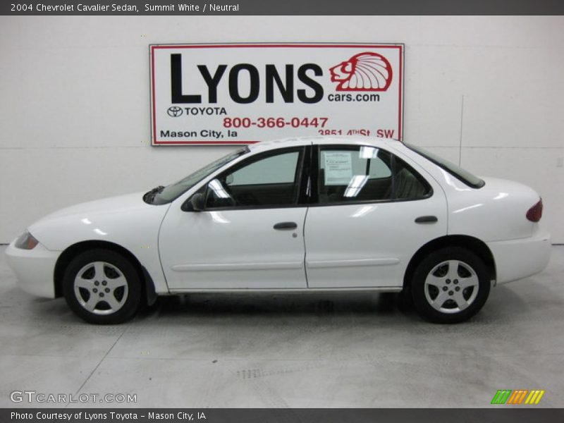 Summit White / Neutral 2004 Chevrolet Cavalier Sedan