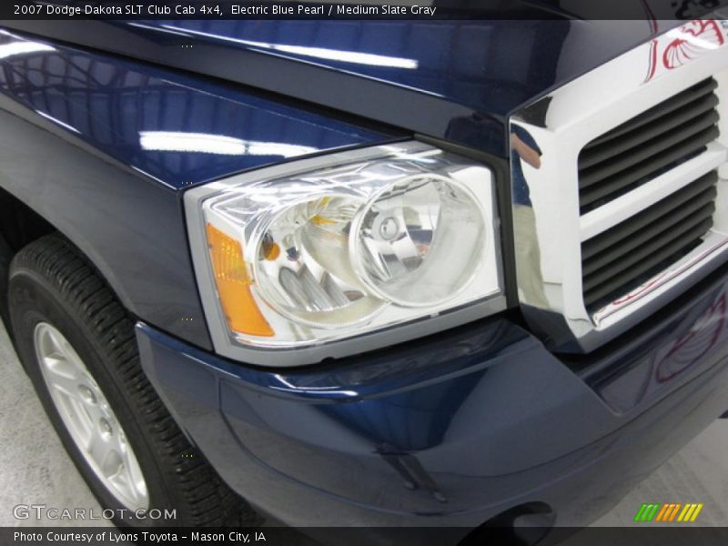 Electric Blue Pearl / Medium Slate Gray 2007 Dodge Dakota SLT Club Cab 4x4
