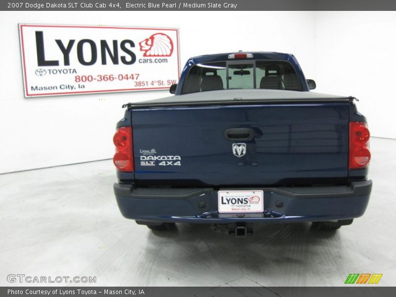 Electric Blue Pearl / Medium Slate Gray 2007 Dodge Dakota SLT Club Cab 4x4