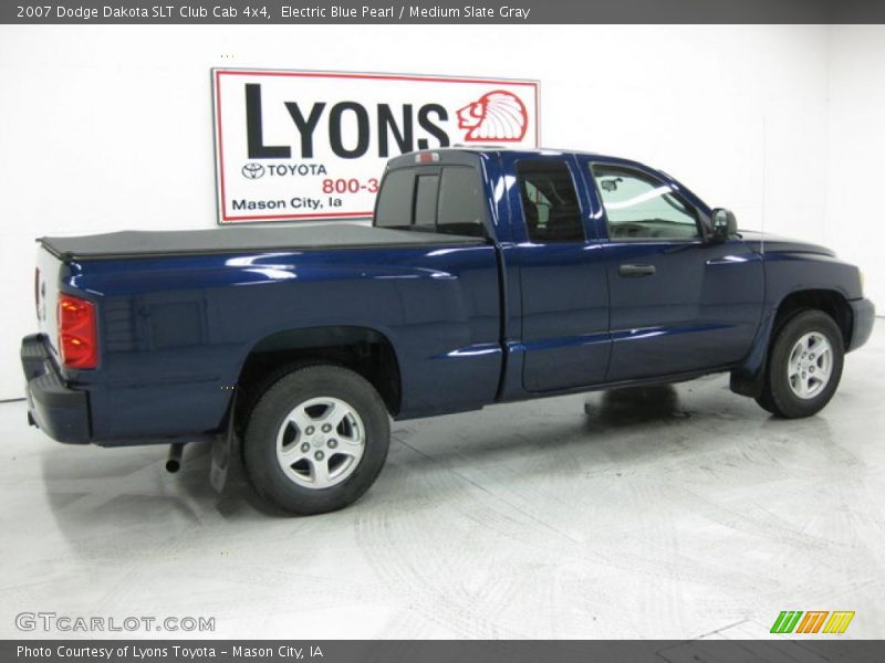 Electric Blue Pearl / Medium Slate Gray 2007 Dodge Dakota SLT Club Cab 4x4
