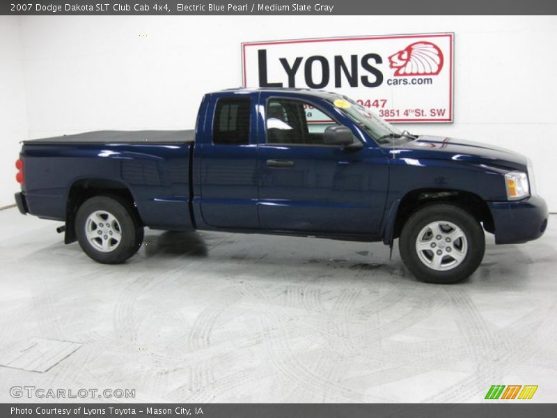 Electric Blue Pearl / Medium Slate Gray 2007 Dodge Dakota SLT Club Cab 4x4