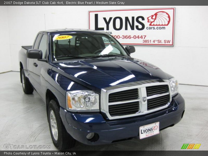 Electric Blue Pearl / Medium Slate Gray 2007 Dodge Dakota SLT Club Cab 4x4