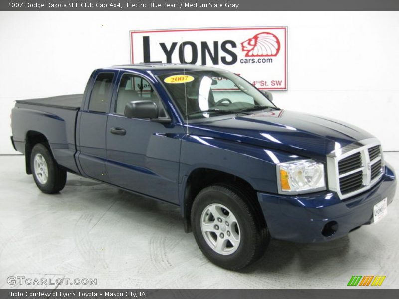 Electric Blue Pearl / Medium Slate Gray 2007 Dodge Dakota SLT Club Cab 4x4
