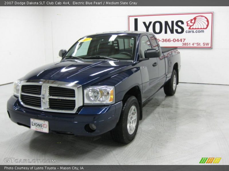 Electric Blue Pearl / Medium Slate Gray 2007 Dodge Dakota SLT Club Cab 4x4