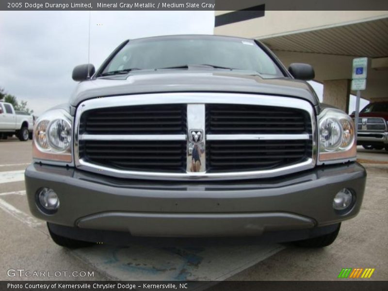 Mineral Gray Metallic / Medium Slate Gray 2005 Dodge Durango Limited