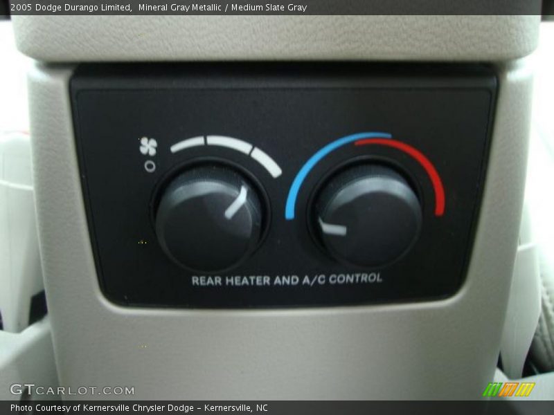Mineral Gray Metallic / Medium Slate Gray 2005 Dodge Durango Limited