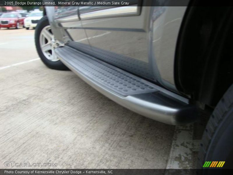 Mineral Gray Metallic / Medium Slate Gray 2005 Dodge Durango Limited