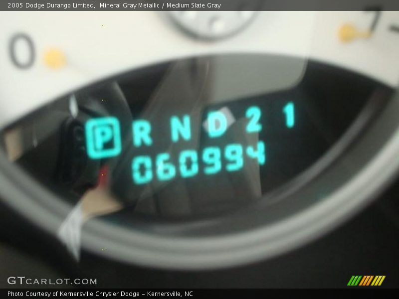 Mineral Gray Metallic / Medium Slate Gray 2005 Dodge Durango Limited