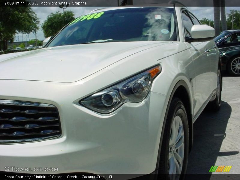 Moonlight White / Graphite 2009 Infiniti FX 35